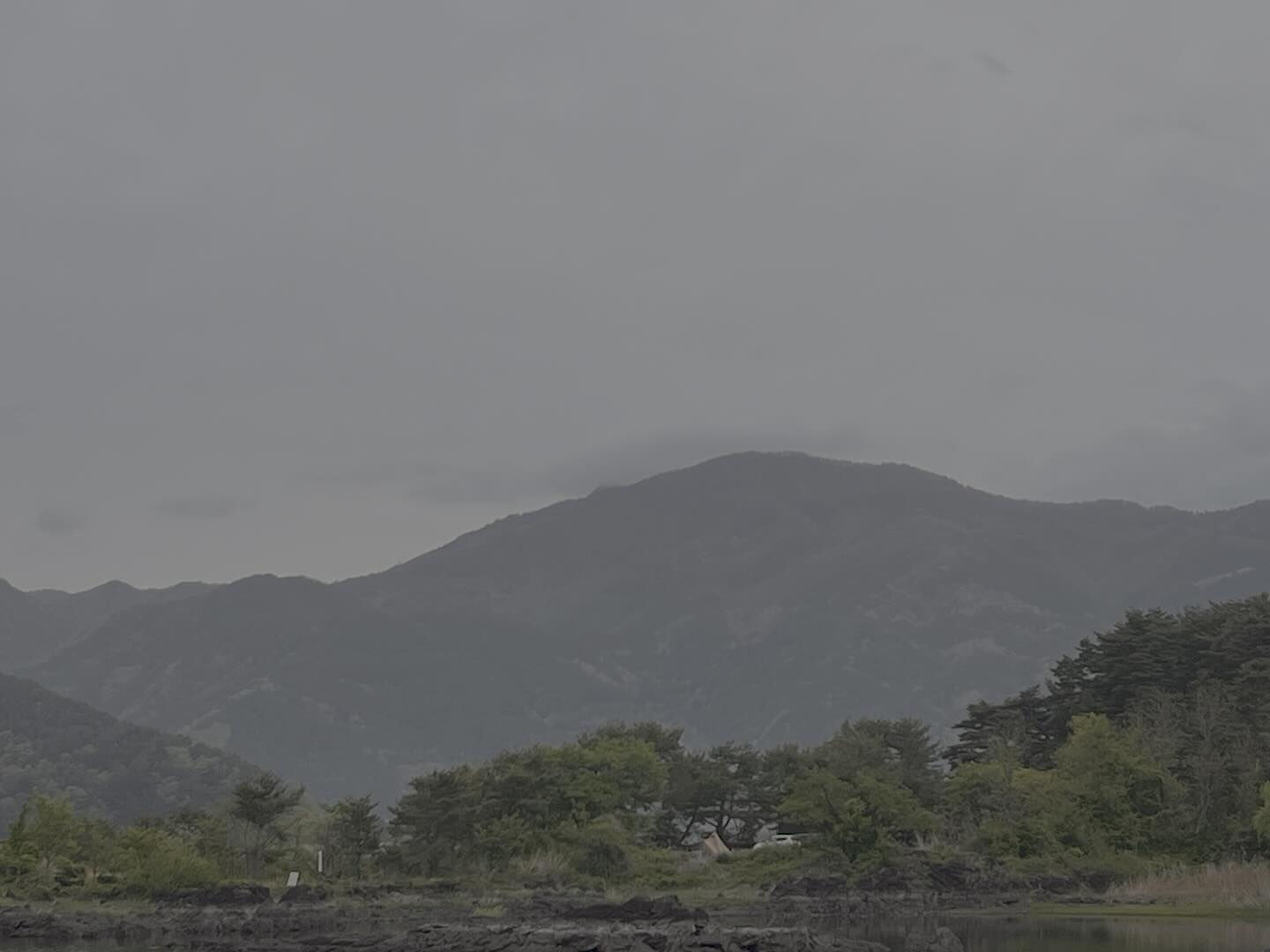 曇り空スタート
